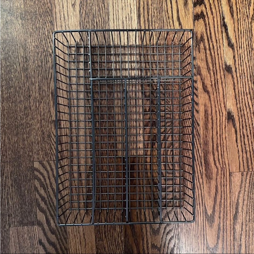 ⭐️ Metal Utensil Holder
